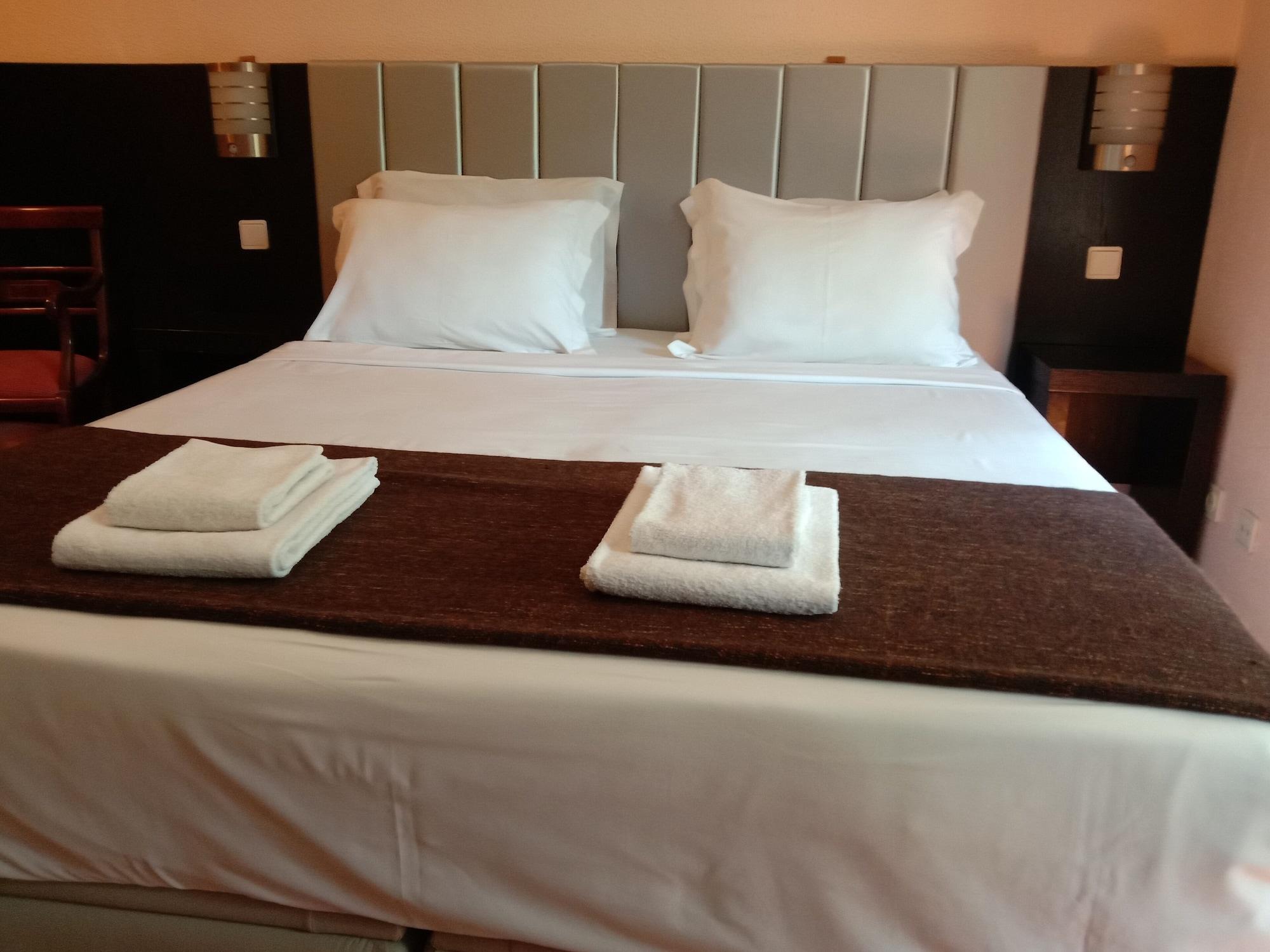 Pensjonat Faria Guimares Centro 3*