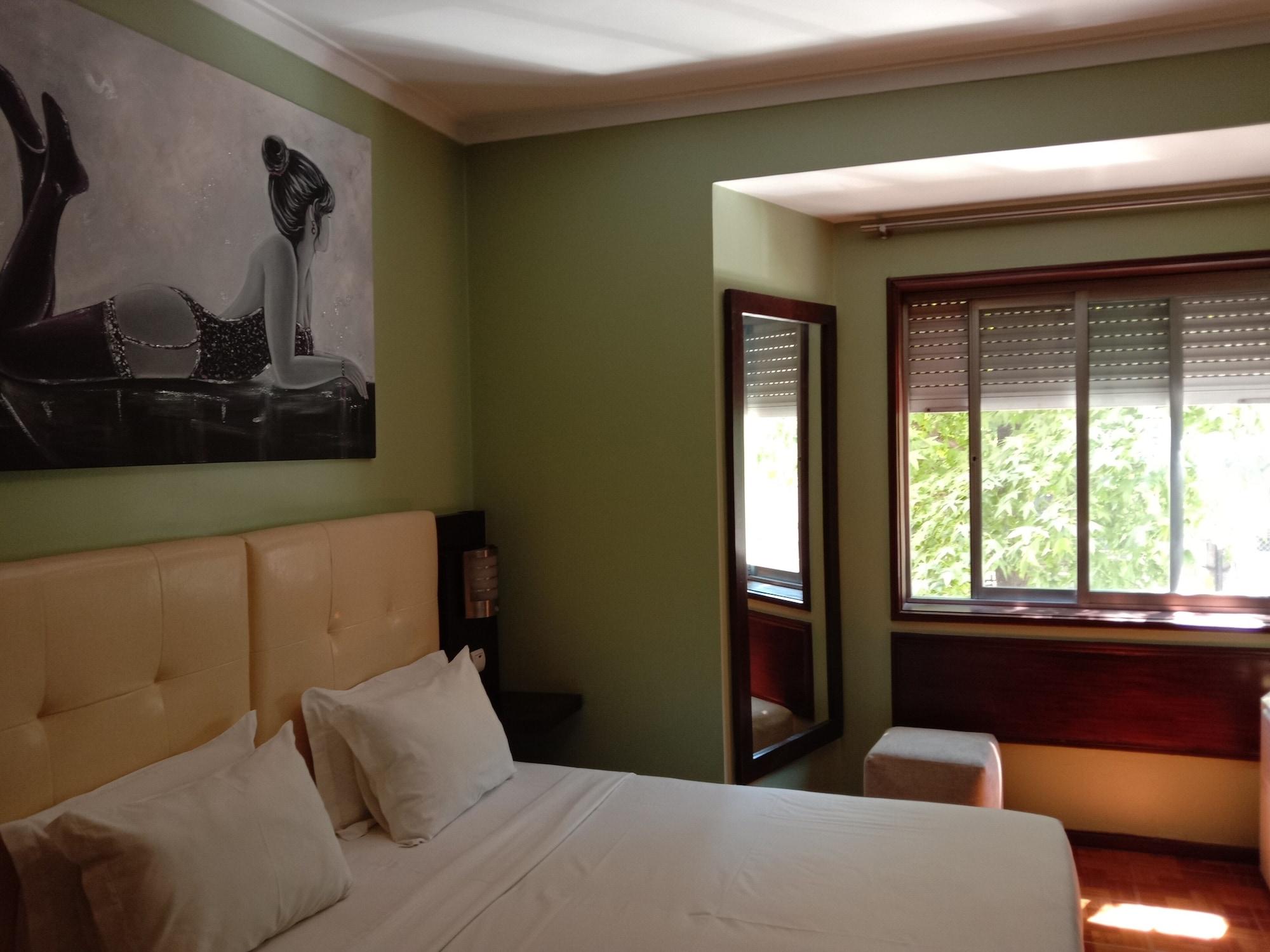 Pensjonat Faria Guimares Centro 3*